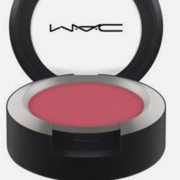 Mac Cosmetics Powder Kiss Soft Matte Eyeshadow - Picture 5 of 6